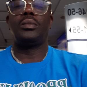 Meet your Posher, Roy